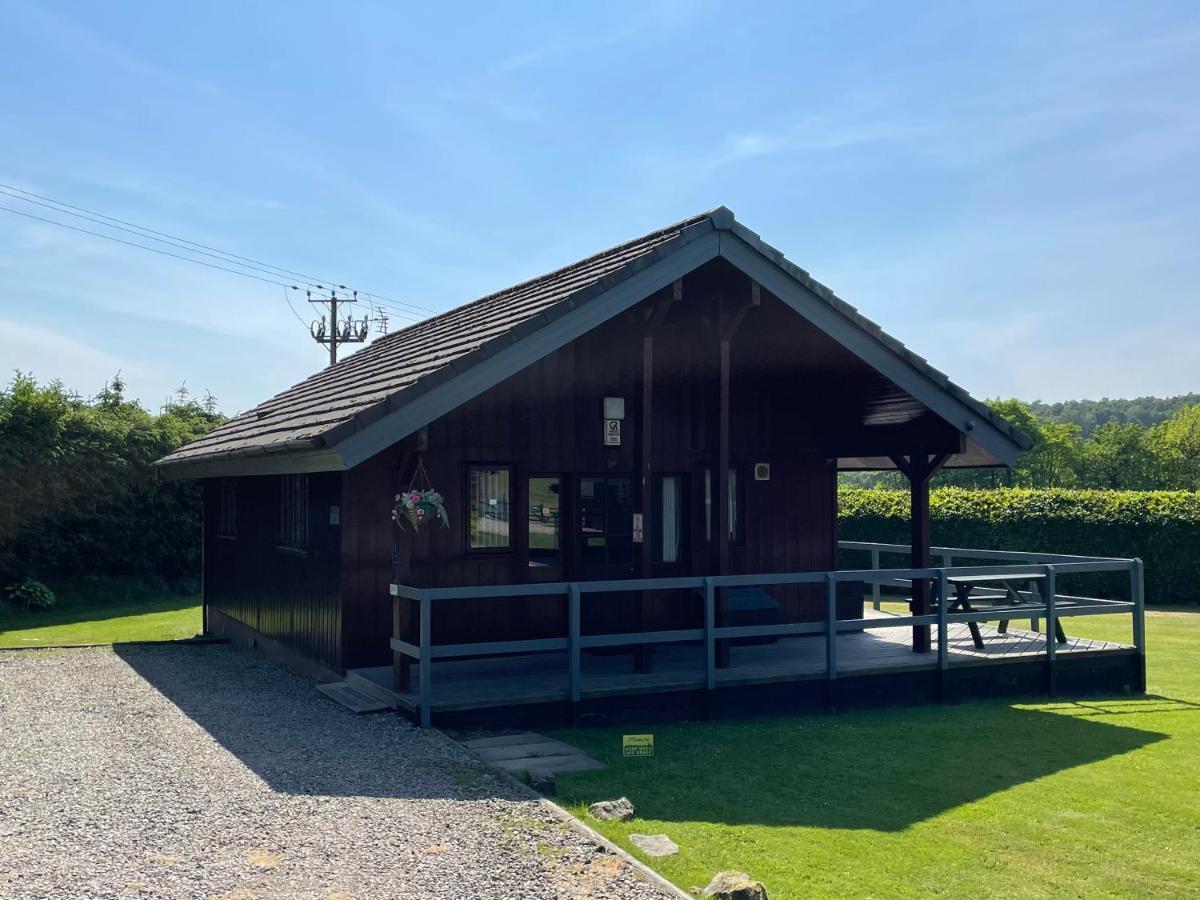 Wellsfield Farm Holiday Lodges Stirling Exterior foto