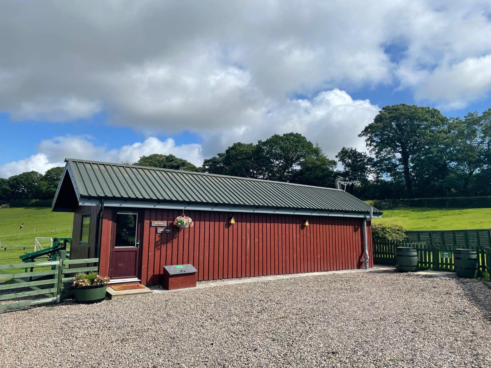 Wellsfield Farm Holiday Lodges Stirling Exterior foto